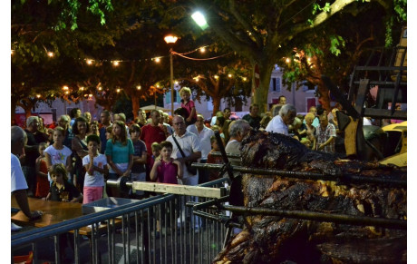 Le boeuf à la broche ...