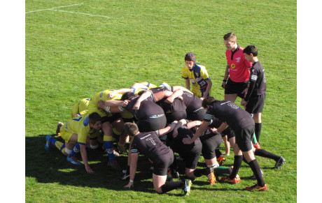 Belle prestation des jeunes à René char..