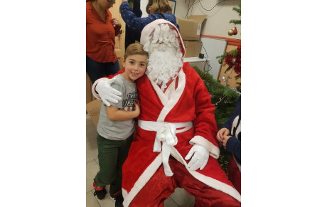 le pére Noel à l'école de rugby ...