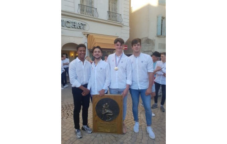 L'école de rugby à l'honneur ....